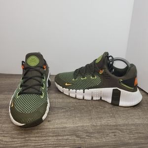 Nike Free Metcon 4 Training Shoes Cargo Khaki Safety Orange Sz 7.5 CT3886-301